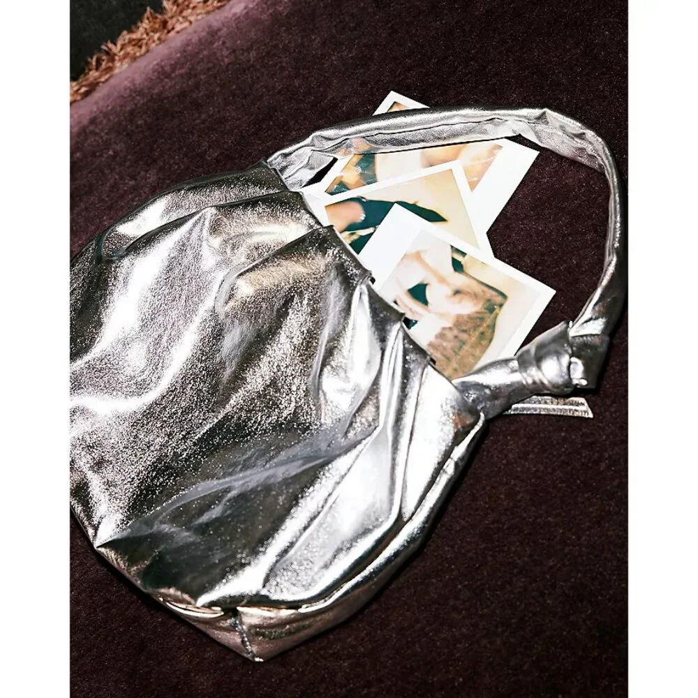 NWT: FREE PEOPLE Viva La Vegan Clutch / Silver - Picture 9 of 10